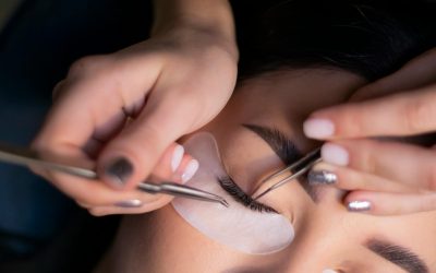 Can Eyelash Extensions Cause Eyelid Swelling?